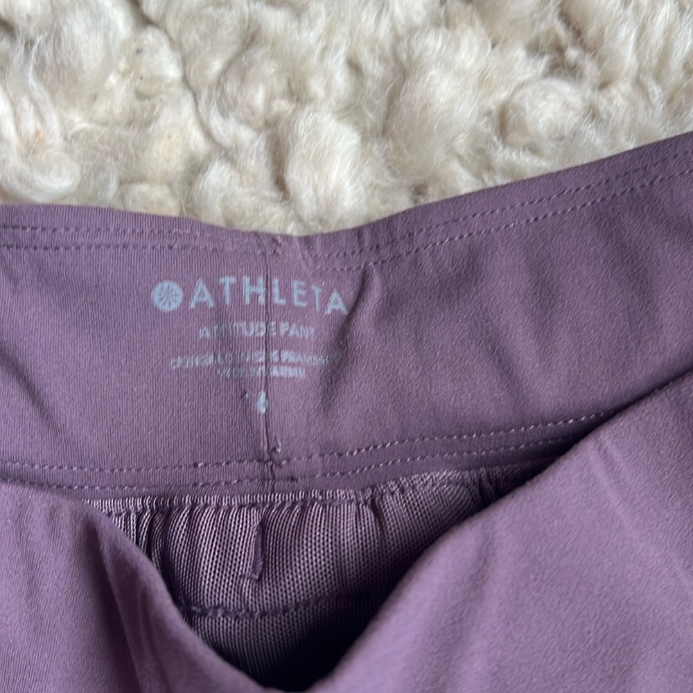 ATHLETA runched pants size medium